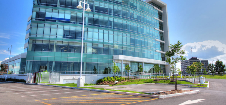 commercial glass door repair Madera Acres